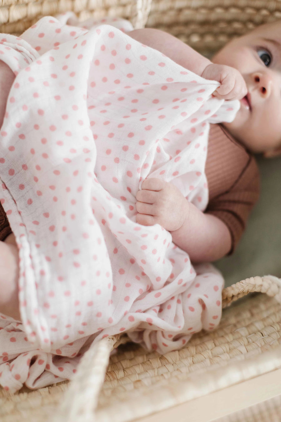Lil North Co. | Muslin Swaddle Blanket - Blush Dots
